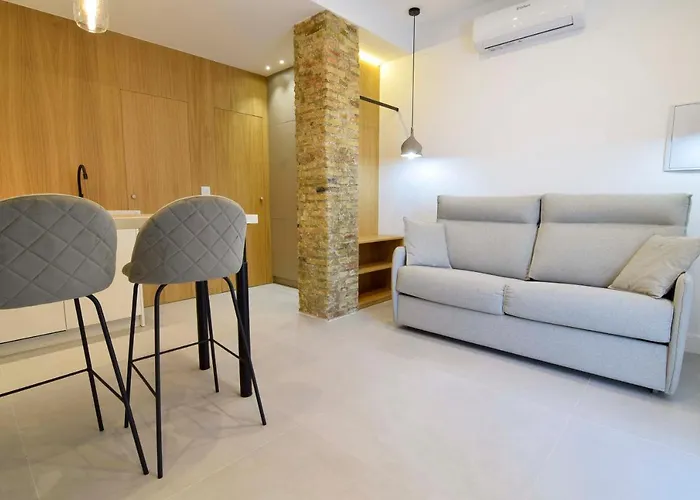 Letmalaga Princesa Huelin Apartment