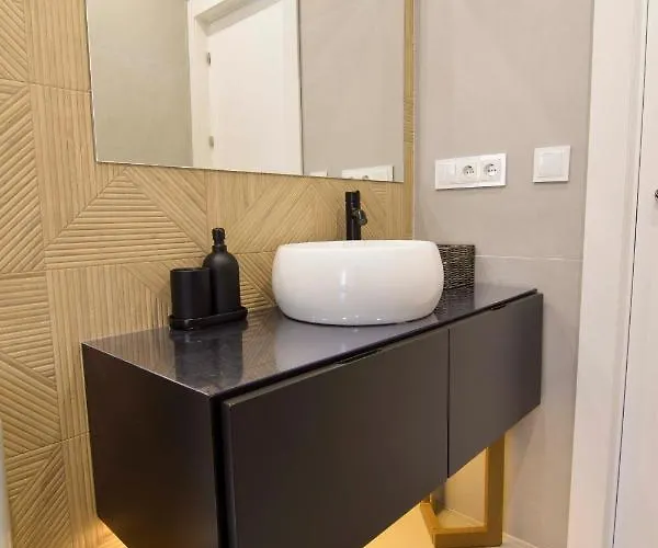 Letmalaga Princesa Huelin Apartment